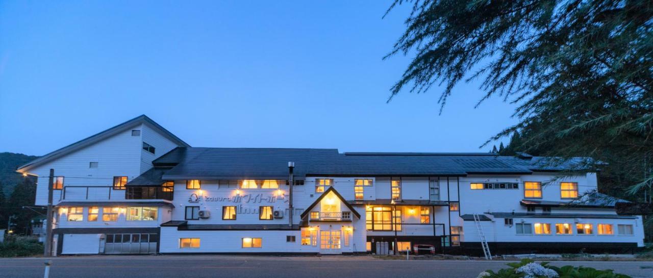 Kagura White Horse Inn Yuzawa  Exterior foto